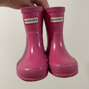 Girls baby walker size 4 Hunter short rain boots